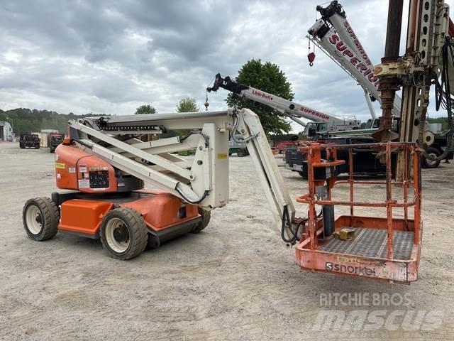 Snorkel A46JE Articulated boom lifts