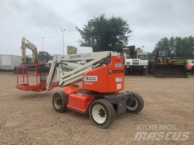 Snorkel A46JE Articulated boom lifts