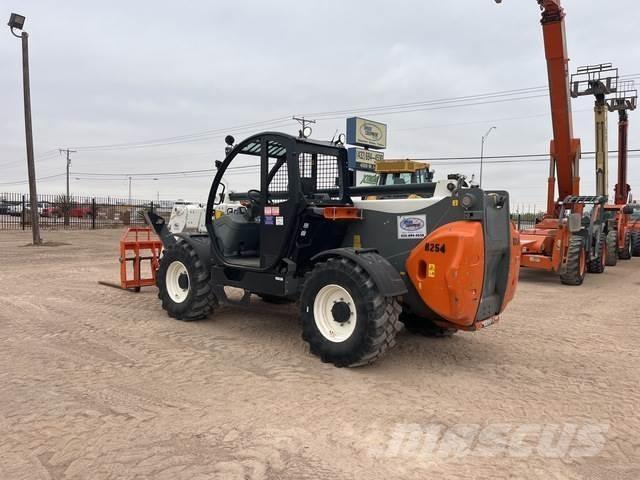 Snorkel SR1054 Telescopic Handlers