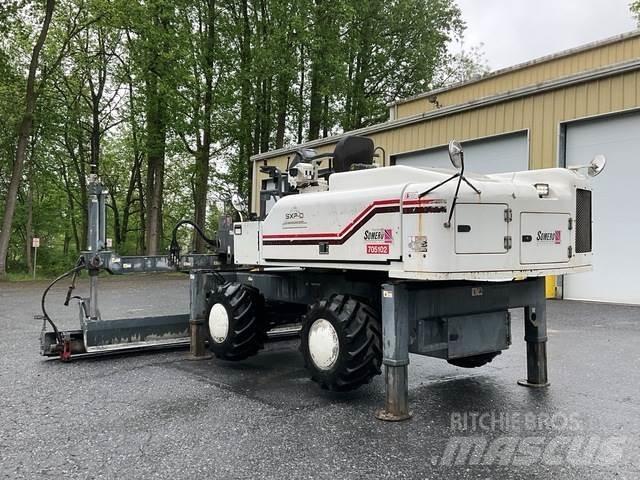 Somero SXP-D Concrete distribution booms