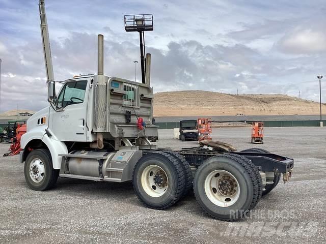 Sterling A9500 Conventional Trucks / Tractor Trucks