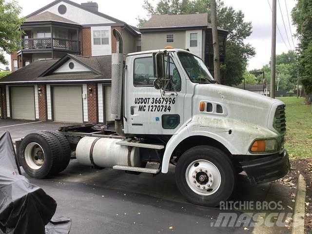 Sterling A9500 Conventional Trucks / Tractor Trucks
