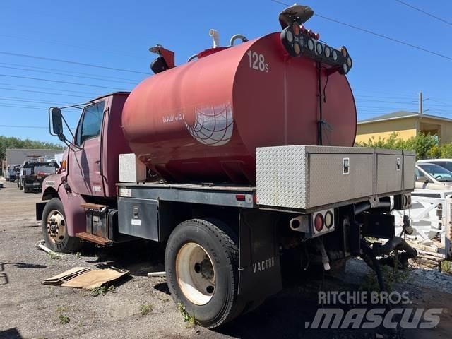 Sterling L7500 Vacuum Trucks