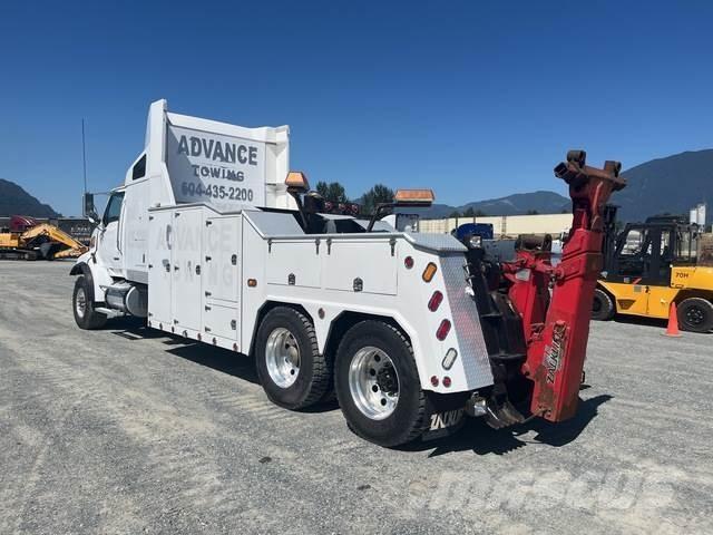 Sterling L9500 Tow Trucks / Wreckers