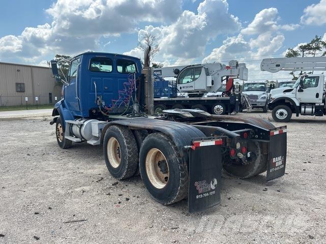 Sterling L9500 Conventional Trucks / Tractor Trucks