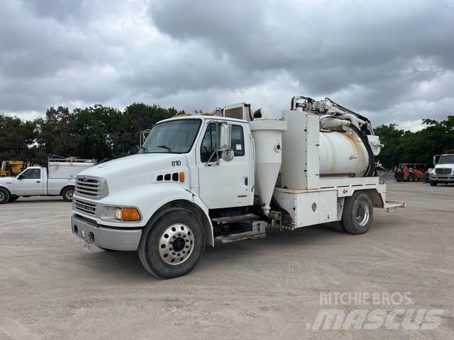 Sterling M7500 Vacuum Trucks