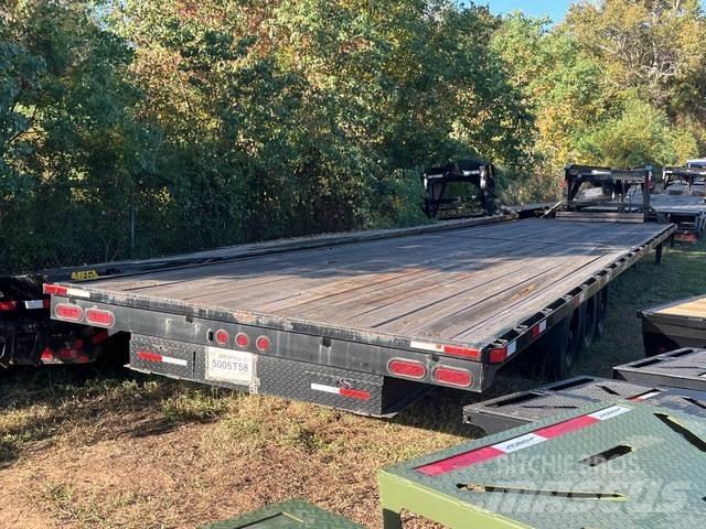 Stryker  Flatbed Trailers