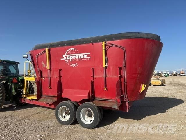 Supreme 1400T Forage wagons