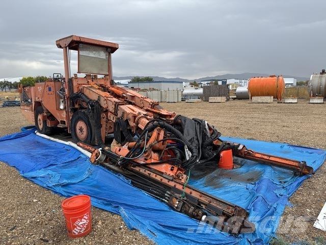 Tamrock 2FPDE Surface drill rigs