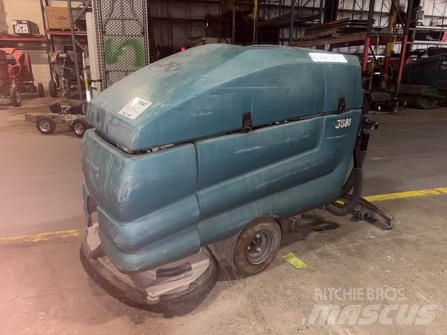 Tennant 5680 Scrubber dryers