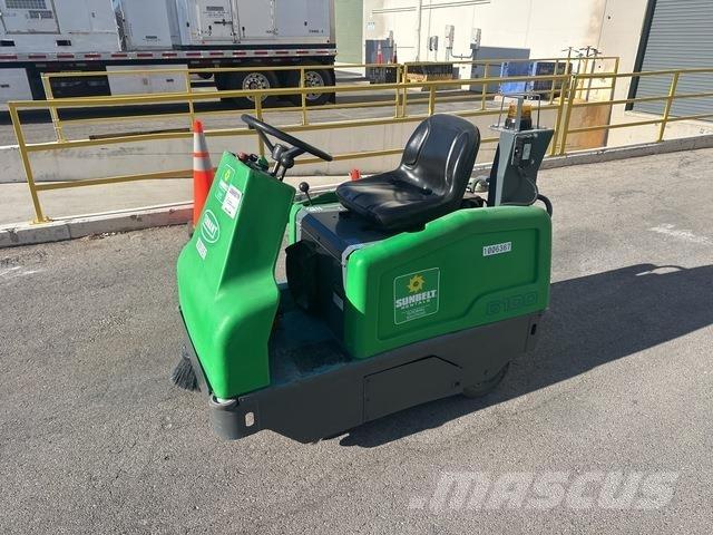 Tennant 6100 Indoor sweepers