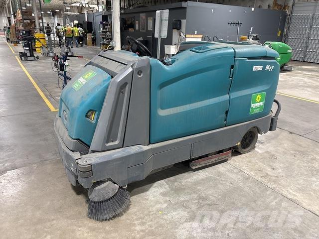 Tennant M17 Scrubber dryers