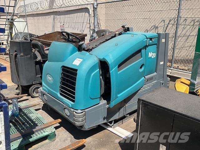 Tennant M20 Scrubber dryers