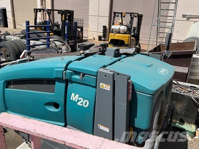 Tennant M20 Scrubber dryers