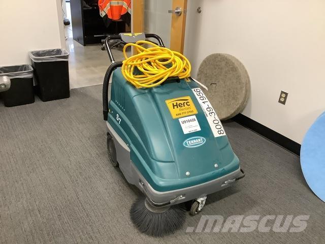 Tennant S7 Indoor sweepers