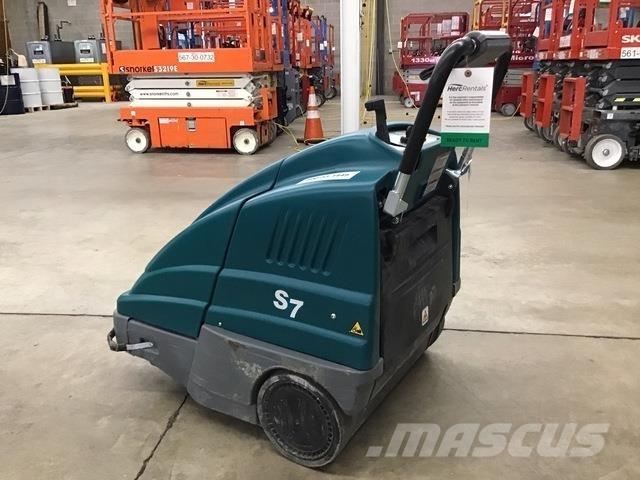 Tennant S7 Indoor sweepers