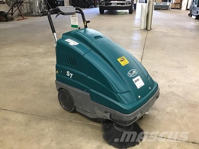 Tennant S7 Indoor sweepers