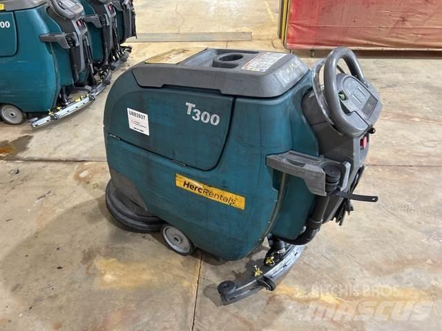 Tennant T300 Scrubber dryers