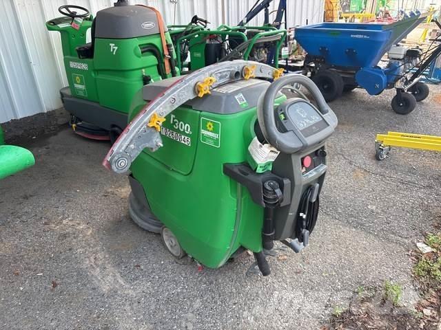 Tennant T300E Scrubber dryers