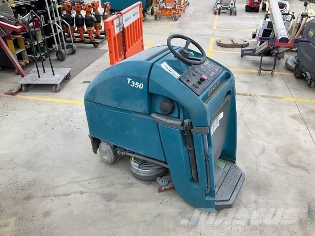 Tennant T350 Scrubber dryers