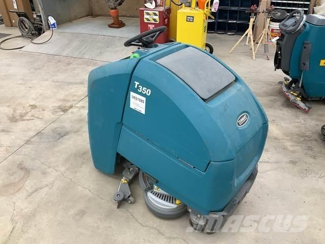 Tennant T350 Scrubber dryers