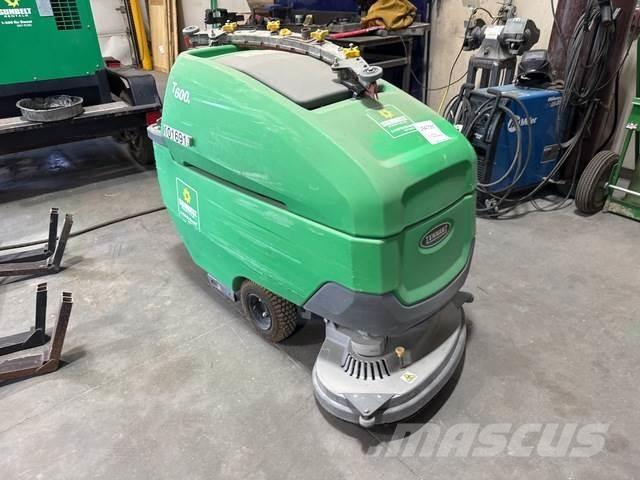 Tennant T600E Scrubber dryers