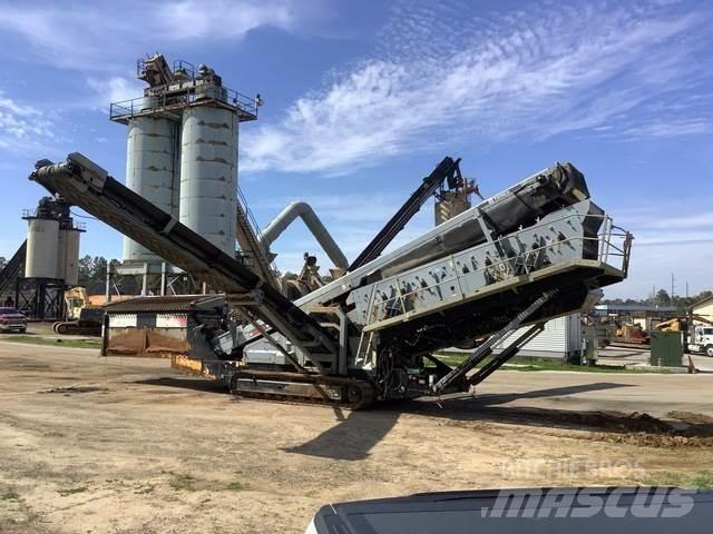 Terex M2100-3 Screeners