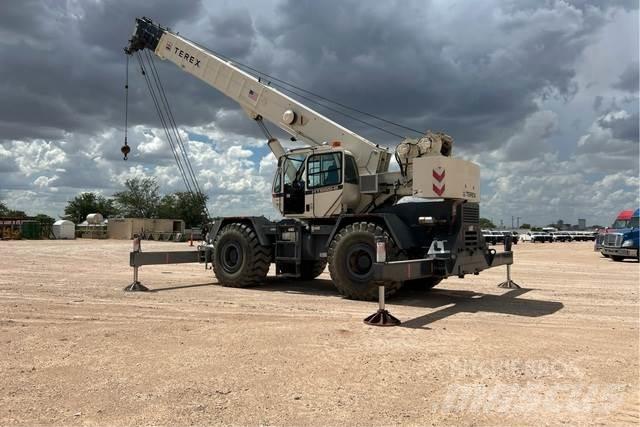 Terex RT555-2 Rough Terrain Cranes