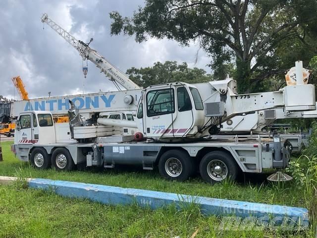 Terex T775 Crawler Cranes