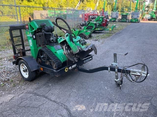 Toro 23208G Grinders