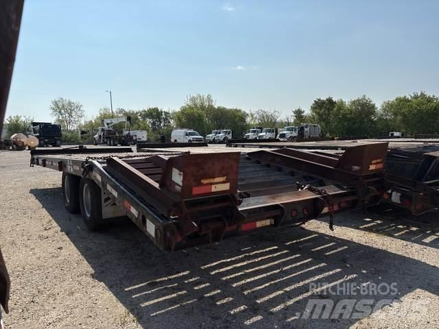 TOWMASTER T-20 Vehicle Transport Trailers