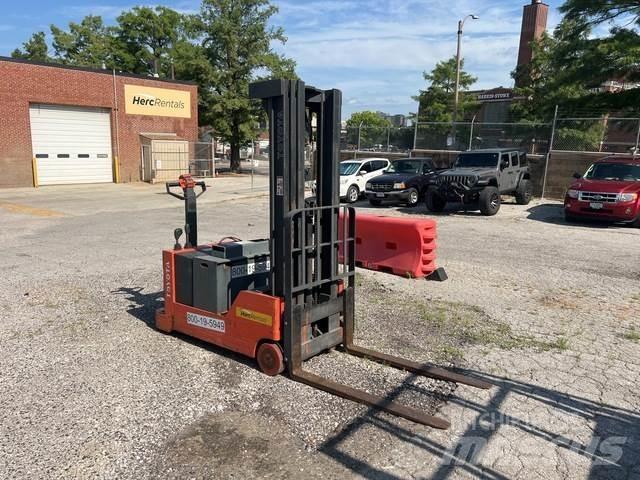 Toyota 6BWC20 Self Propelled Stackers