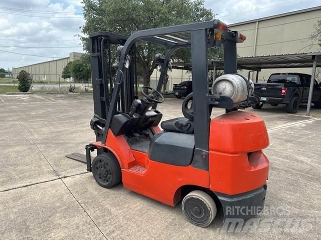 Toyota 7FGCU25 Other