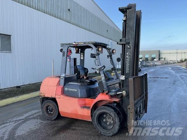 Toyota 7FGKU40 Other