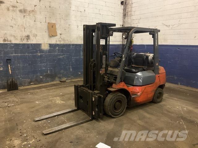 Toyota 7FGU25 Misc Forklifts