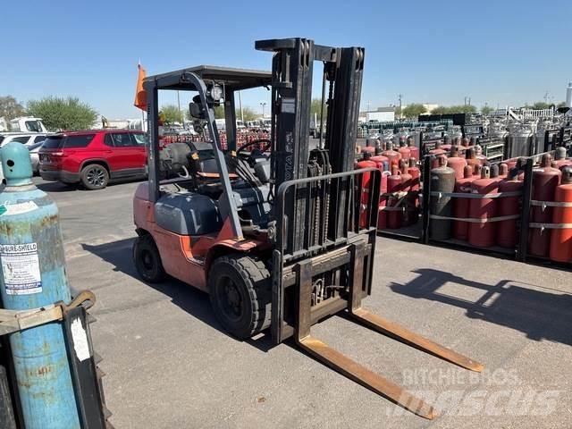 Toyota 7FGU30 Other