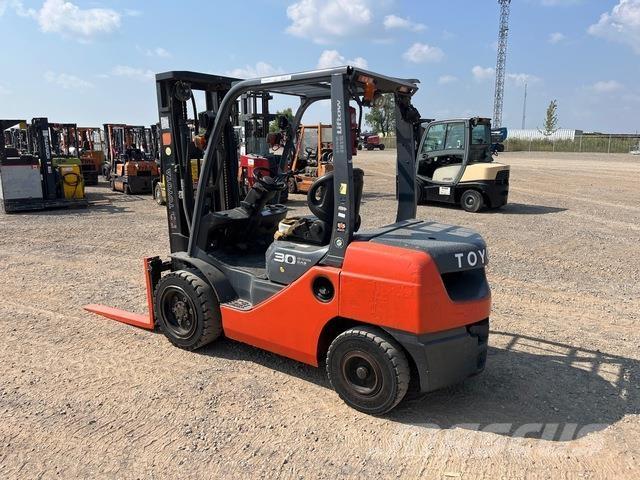 Toyota 8DFU30 Other