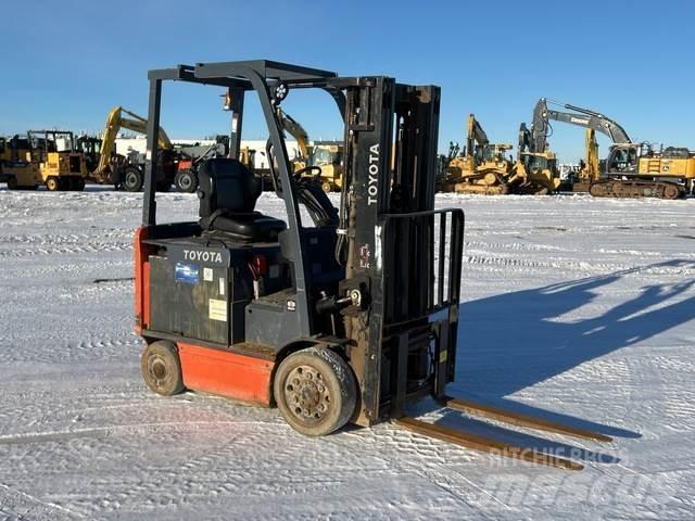 Toyota 8FBCU25 Electric Forklifts