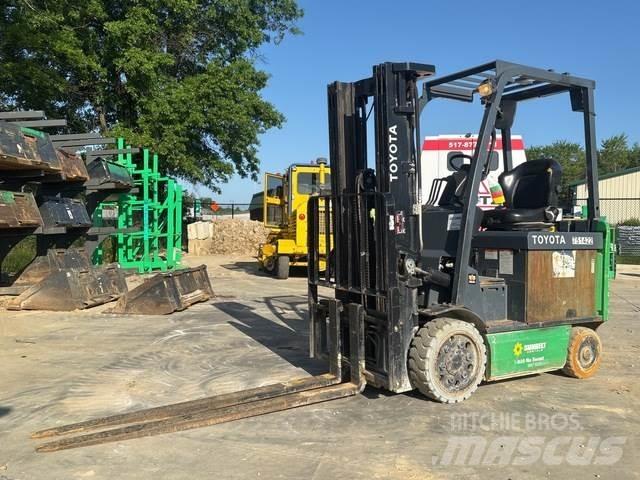 Toyota 8FBCU25 Electric Forklifts
