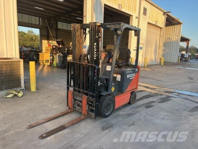 Toyota 8FBCU25 Electric Forklifts