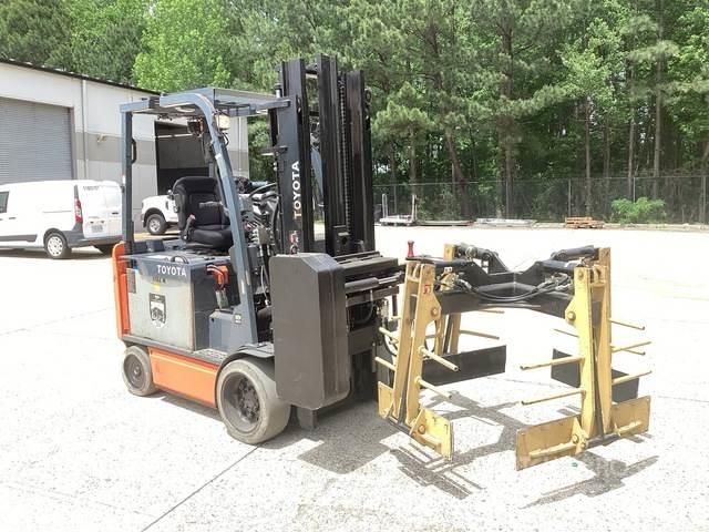 Toyota 8FBCU30 Electric Forklifts