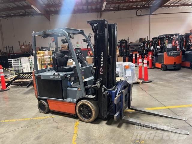 Toyota 8FBCU30 Electric Forklifts