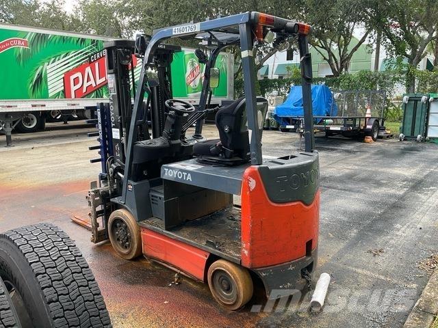 Toyota 8FBCU30 Electric Forklifts