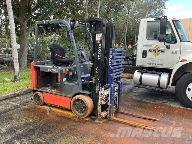 Toyota 8FBCU30 Electric Forklifts