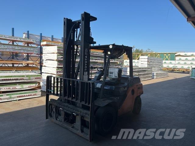 Toyota 8FD40U Misc Forklifts