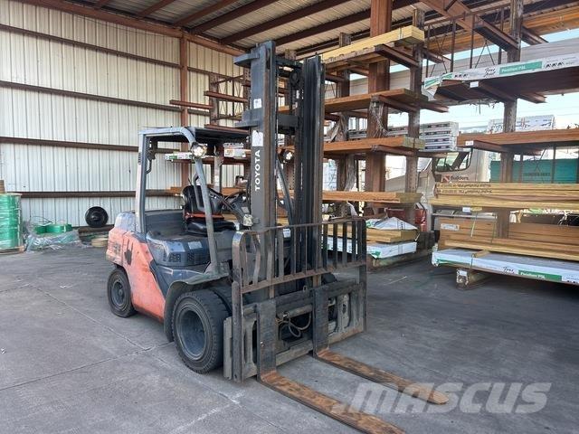 Toyota 8FD40U Misc Forklifts