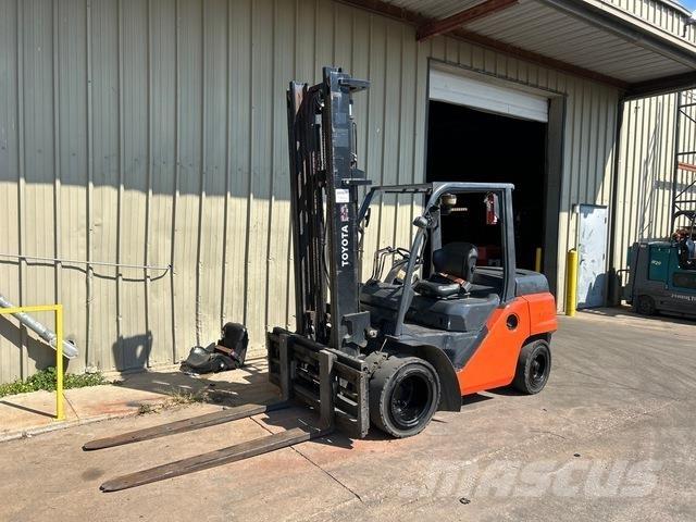 Toyota 8FD40U Misc Forklifts