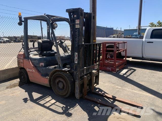 Toyota 8FGU25 Misc Forklifts