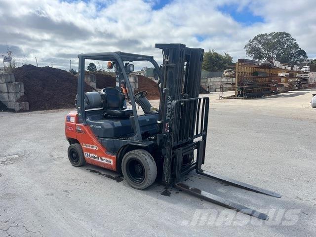 Toyota 8FGU25 Misc Forklifts