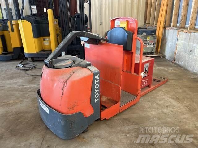 Toyota 8HBC30 Pallet Truck